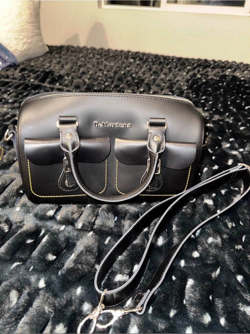Dr. Martens Top Handle Bag in Kiev Leather